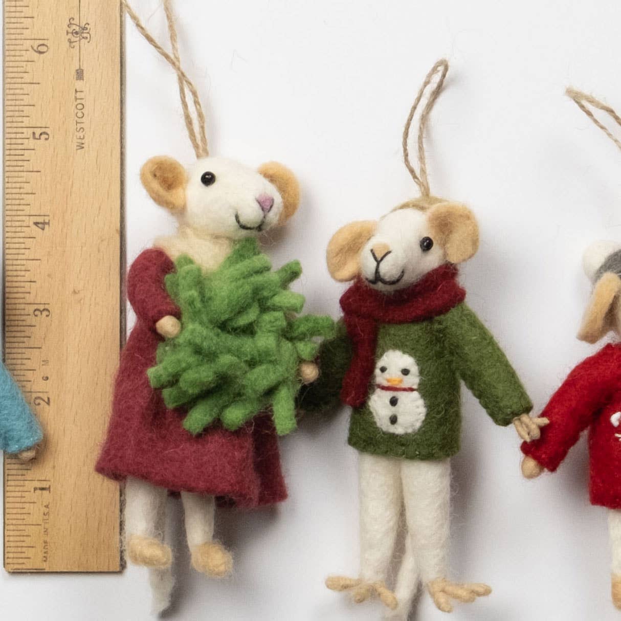 Ornament - Christmas Decor - Mouse Carolers, Assorted