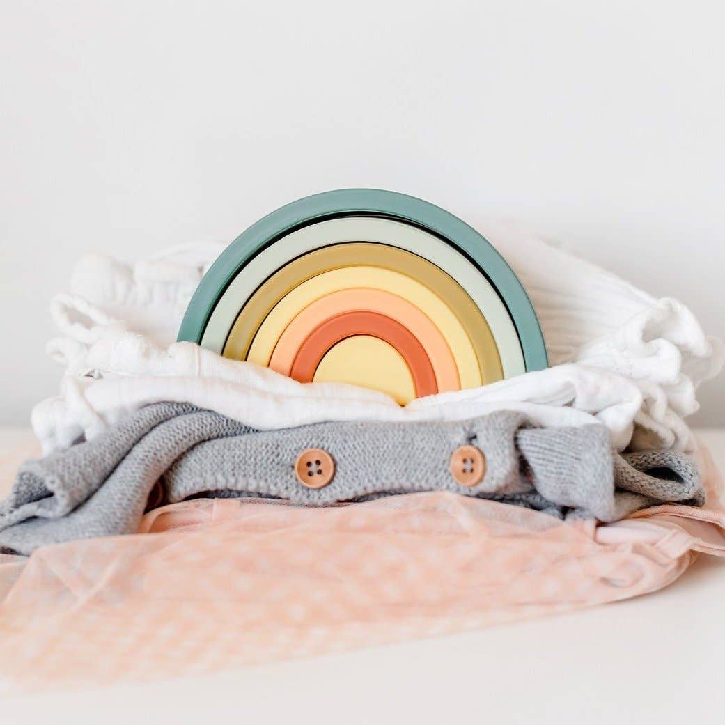 Silicone Rainbow Stacker | Blueberry