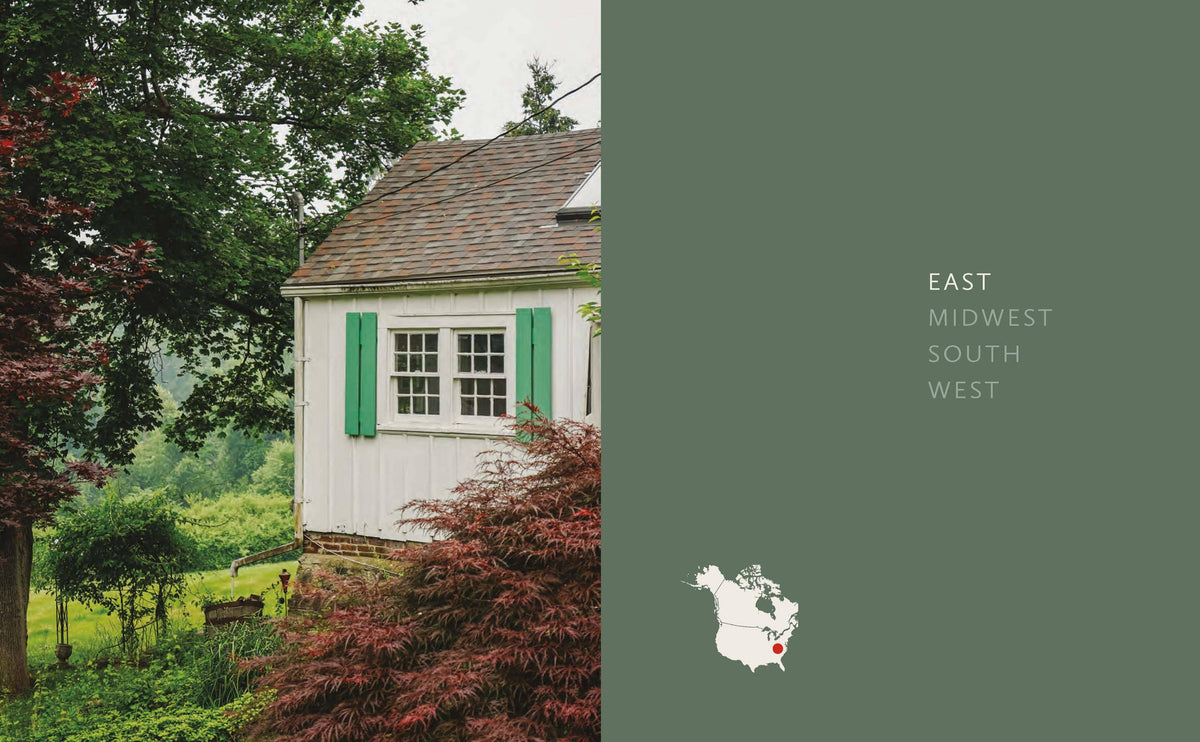 Small Town Living: Hardcover