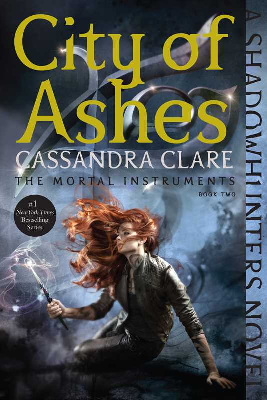 City of Ashes by Cassandra Clare: Paperback; 512 pages / English