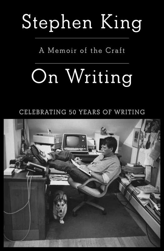 On Writing by Stephen   King: Paperback; 320 pages / English