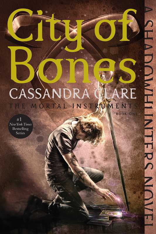 City of Bones by Cassandra Clare: Paperback; 544 pages / English
